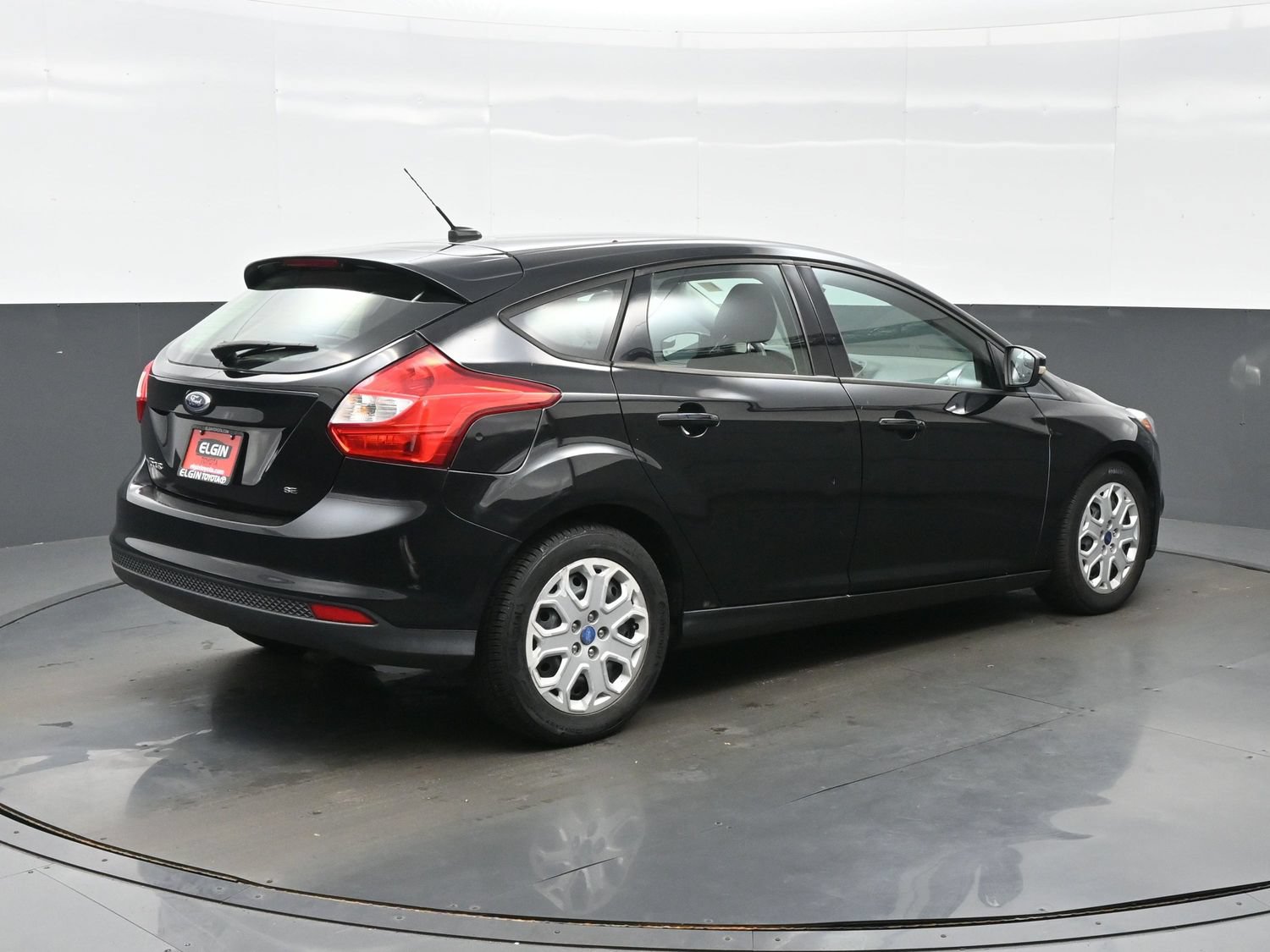 Used 2012 Ford Focus SE FWD image 6