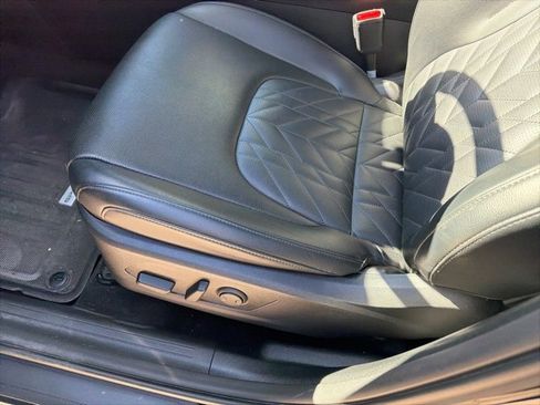 Certified 2023 Kia Sportage X-Line w/ X-Line Premium Package image 6