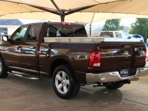 Used 2013 RAM 1500 Classic SLT w/ Premium Display Pkg image 8