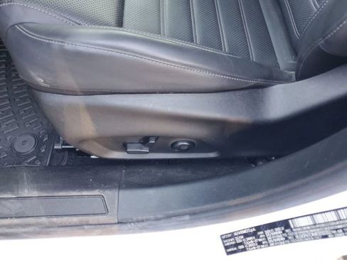 Used 2024 Alfa Romeo Tonale Ti w/ Premium Interior Package image 15