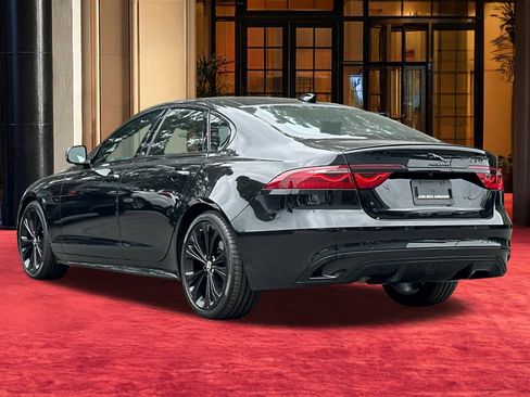 Used 2024 Jaguar XF R-Dynamic SE image 4