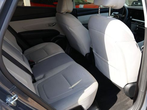 Used 2025 Hyundai Tucson SEL FWD image 18