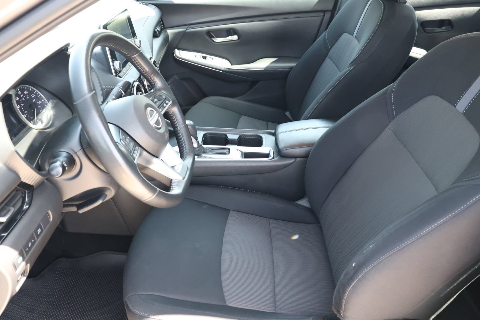 Used 2024 Nissan Sentra SV w/ All-Weather Package FWD image 14