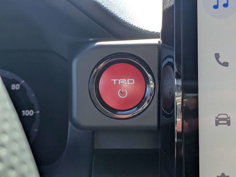 New 2026 Toyota Tacoma TRD Off-Road AWD/4WD image 28