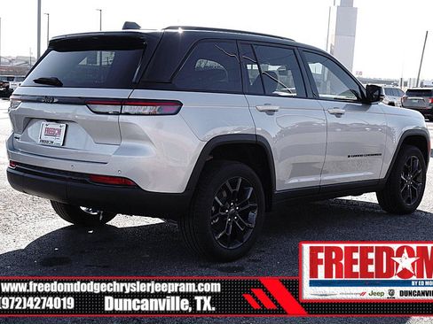 New 2025 Jeep Grand Cherokee Limited AWD/4WD image 5