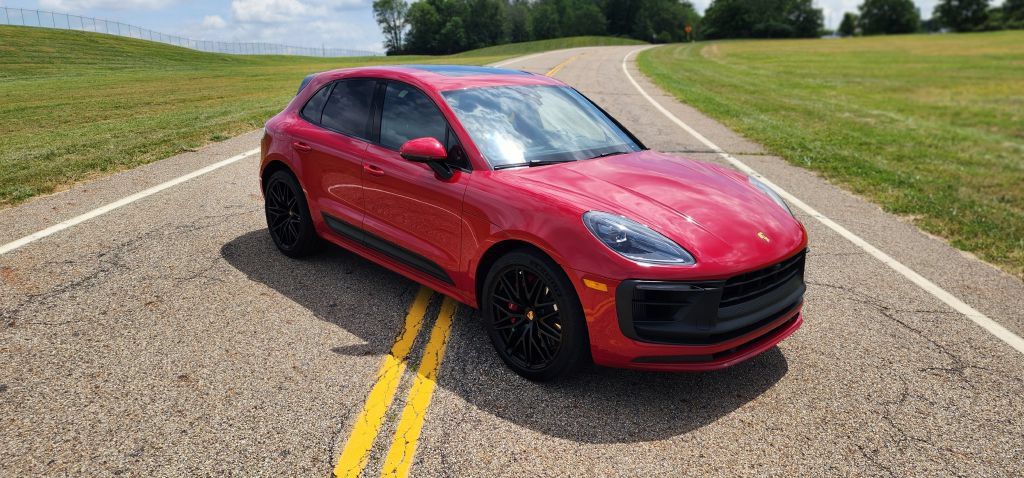 Used 2022 Porsche Macan GTS AWD/4WD image 12