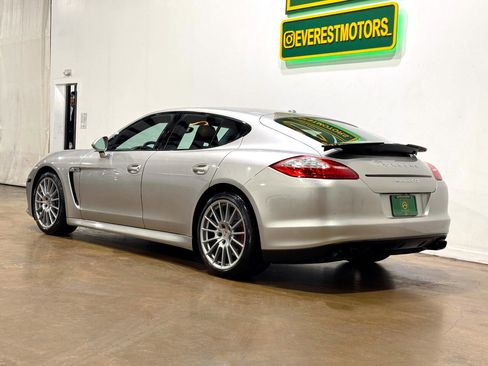 Used 2013 Porsche Panamera GTS image 5