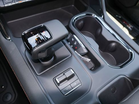 New 2026 GMC Sierra 1500 AT4 AWD/4WD image 23