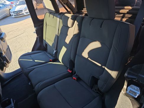 Used 2022 Jeep Wrangler Sport S image 14