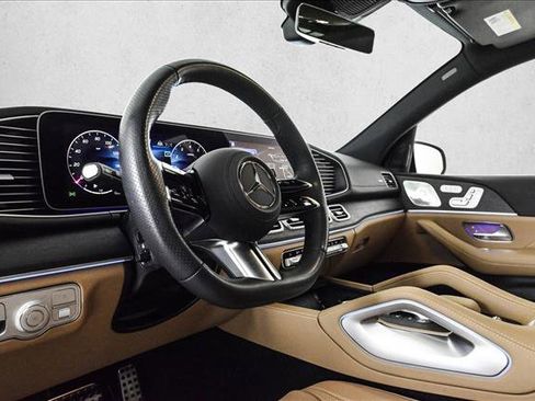 Certified 2025 Mercedes-Benz GLS 450 4MATIC image 10