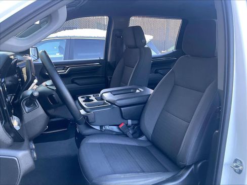 Used 2023 Chevrolet Silverado 1500 RST w/ Z71 Off-Road Package image 10