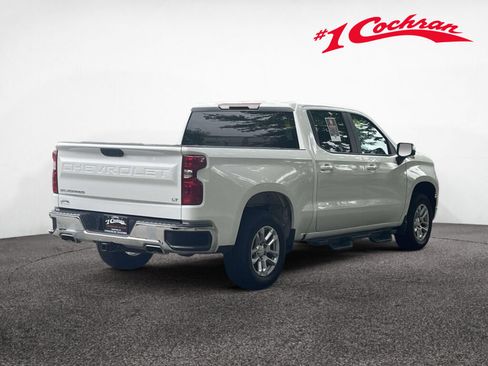 Used 2023 Chevrolet Silverado 1500 LT w/ Z71 Off-Road Package AWD/4WD image 7
