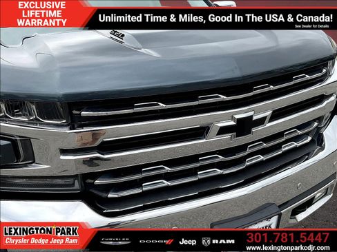 Used 2020 Chevrolet Silverado 1500 LTZ w/ LTZ Premium Package AWD/4WD image 32