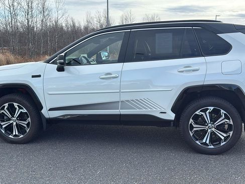 Used 2022 Toyota RAV4 XSE image 12