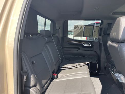 Used 2022 GMC Sierra 1500 AT4 image 26