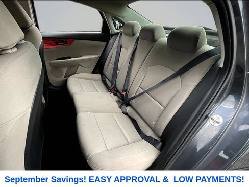 Used 2020 Kia Forte LXS FWD image 19