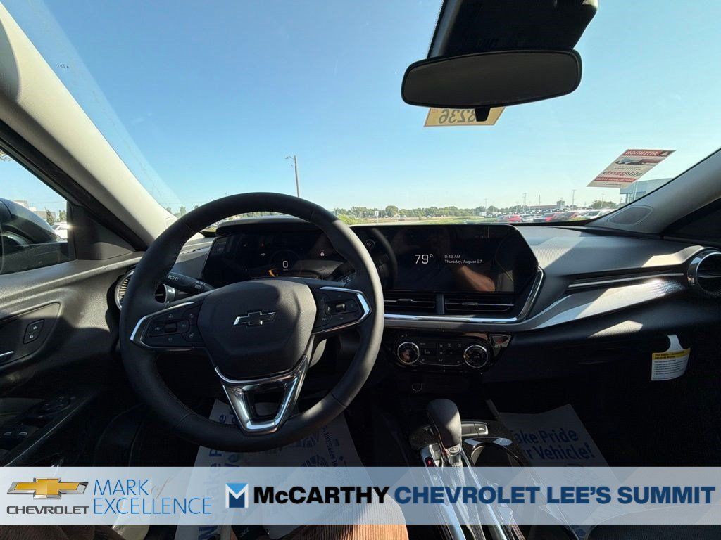 New 2026 Chevrolet Trax ACTIV w/ Driver Confidence Package FWD image 14