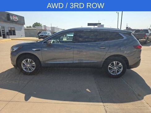 Used 2019 Buick Enclave Premium AWD/4WD image 6