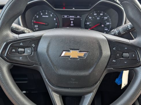 Used 2021 Chevrolet TrailBlazer LS AWD/4WD image 25