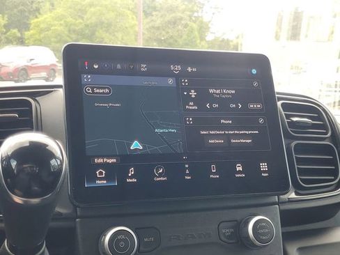 New 2024 RAM ProMaster 3500 w/ Premium Convenience Group image 18