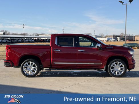 Certified 2022 Chevrolet Silverado 1500 High Country w/ High Country Premium Package image 3