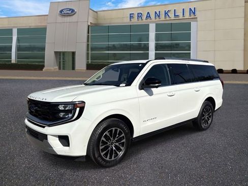 Certified 2025 Ford Expedition Max Platinum image 3