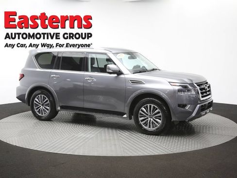 Used 2024 Nissan Armada SL w/ Captain's Chairs Package AWD/4WD image 85