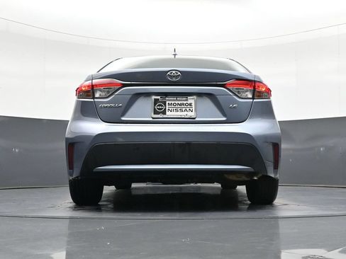 Used 2022 Toyota Corolla LE w/ Carpet Mat Package (TMS) FWD image 24