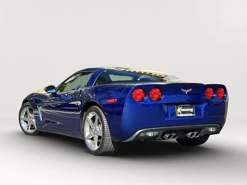 Used 2005 Chevrolet Corvette Coupe w/ Preferred Equipment Group RWD image 4