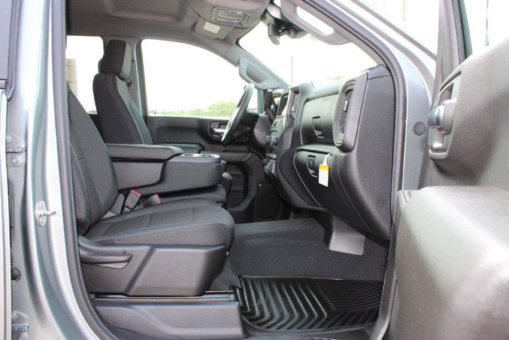 New 2026 Chevrolet Silverado 2500 Custom w/ Custom Value Package AWD/4WD image 12