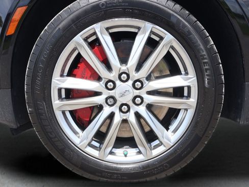 Certified 2022 Cadillac XT5 Sportv AWD/4WD image 9