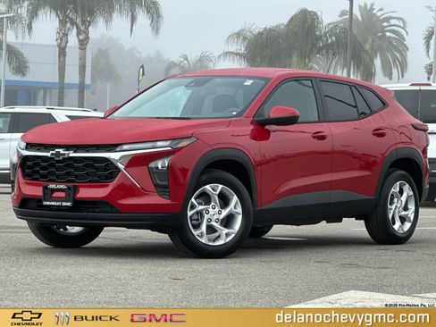 New 2026 Chevrolet Trax LS w/ LS Convenience Package image 1