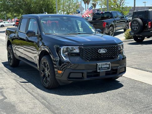 New 2026 Ford Maverick Lariat w/ Black Appearance Package AWD/4WD image 10