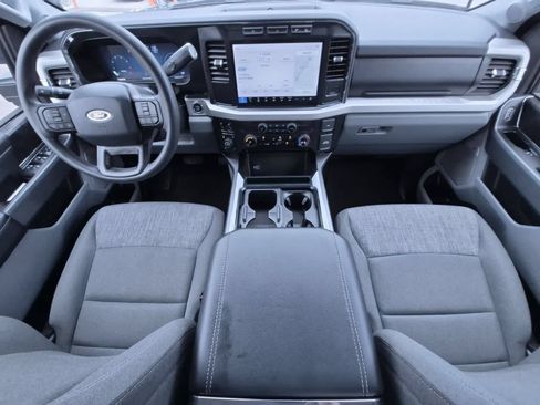 Used 2023 Ford F250 XLT w/ Black Appearance Package AWD/4WD image 15