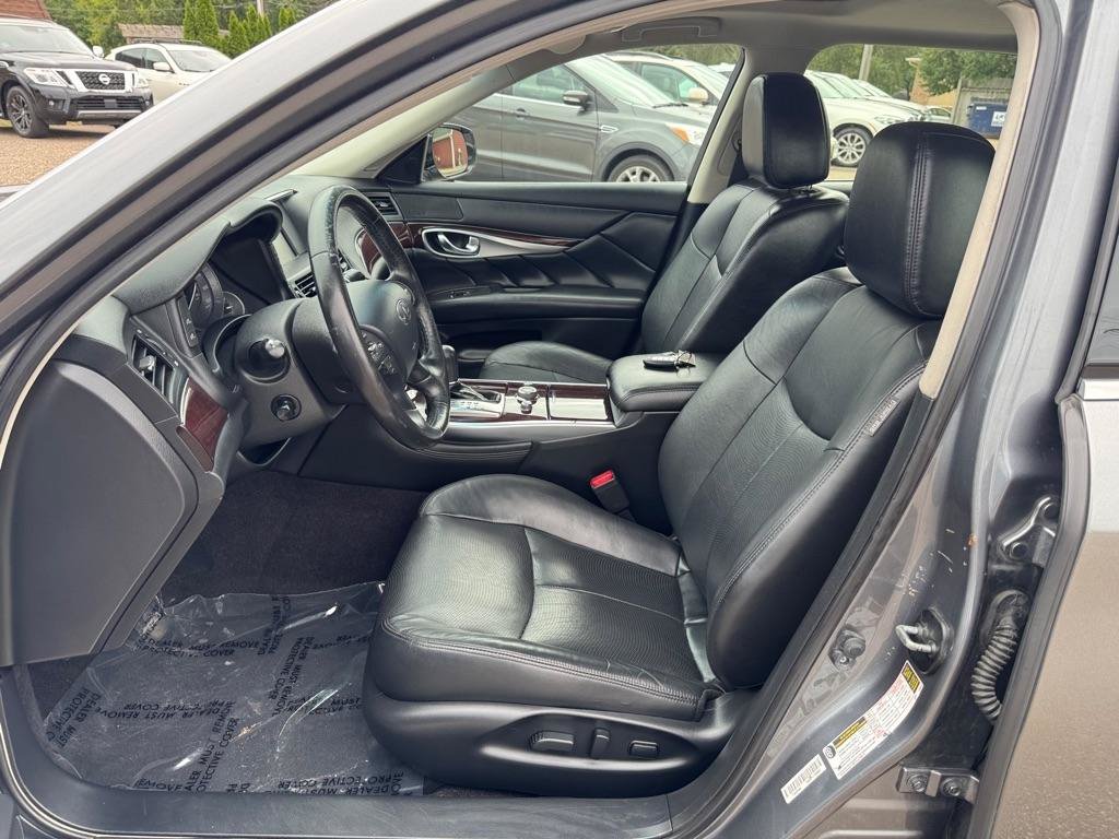 Used 2017 INFINITI Q70 L 3.7 AWD/4WD image 13