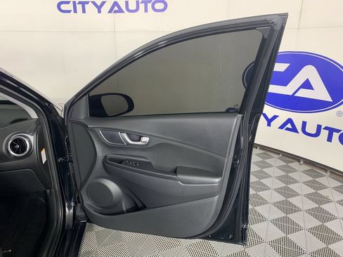 Used 2023 Hyundai Kona SE FWD image 38
