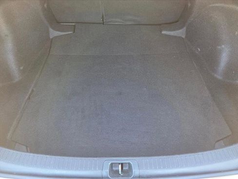 Used 2024 Toyota Corolla LE image 6