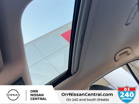 Certified 2025 Nissan Sentra SR w/ SR Premium Package image 18