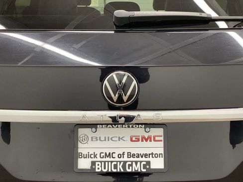 Used 2021 Volkswagen Atlas SE image 10