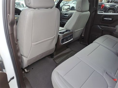 Used 2022 Chevrolet Silverado 1500 LTZ image 10