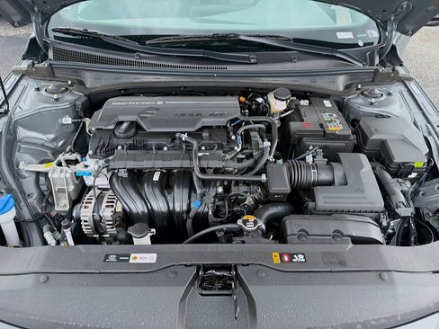 New 2026 Hyundai Elantra Sport FWD image 23