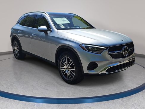 New 2026 Mercedes-Benz GLC 300 4MATIC image 3