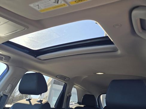 Used 2024 Honda CR-V EX image 14