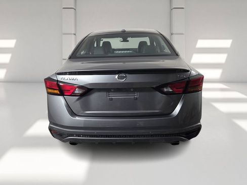 Used 2022 Nissan Altima 2.5 SR image 7