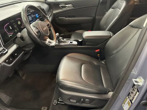 Certified 2023 Kia Sportage EX image 10