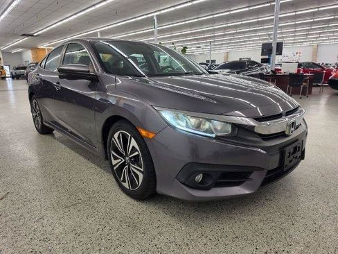 Used 2016 Honda Civic EX-T image 3