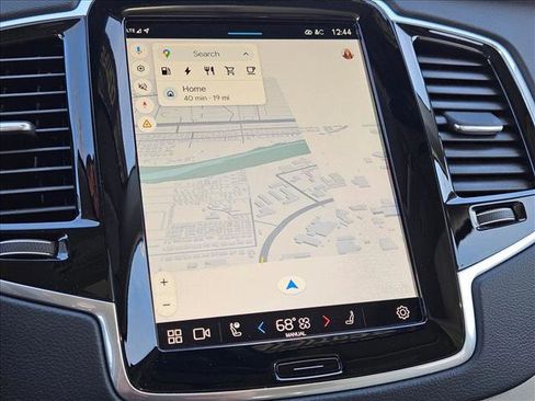 Used 2024 Volvo XC90 T8 Ultimate w/ Protection Package Premier image 15