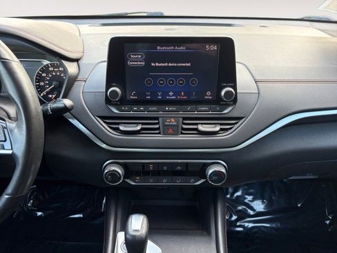 Used 2021 Nissan Altima 2.5 SR FWD image 6