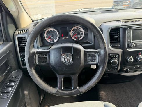 Used 2016 RAM 1500 Express image 3