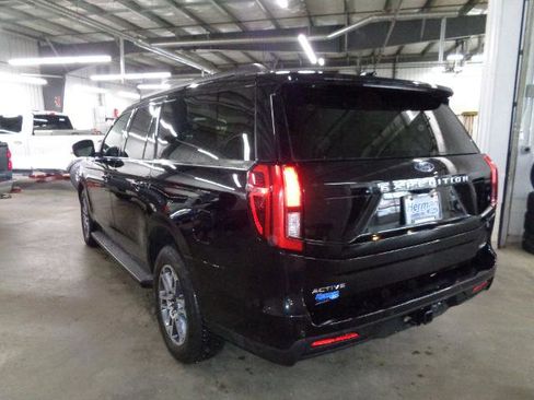 Certified 2025 Ford Expedition Max Active image 4